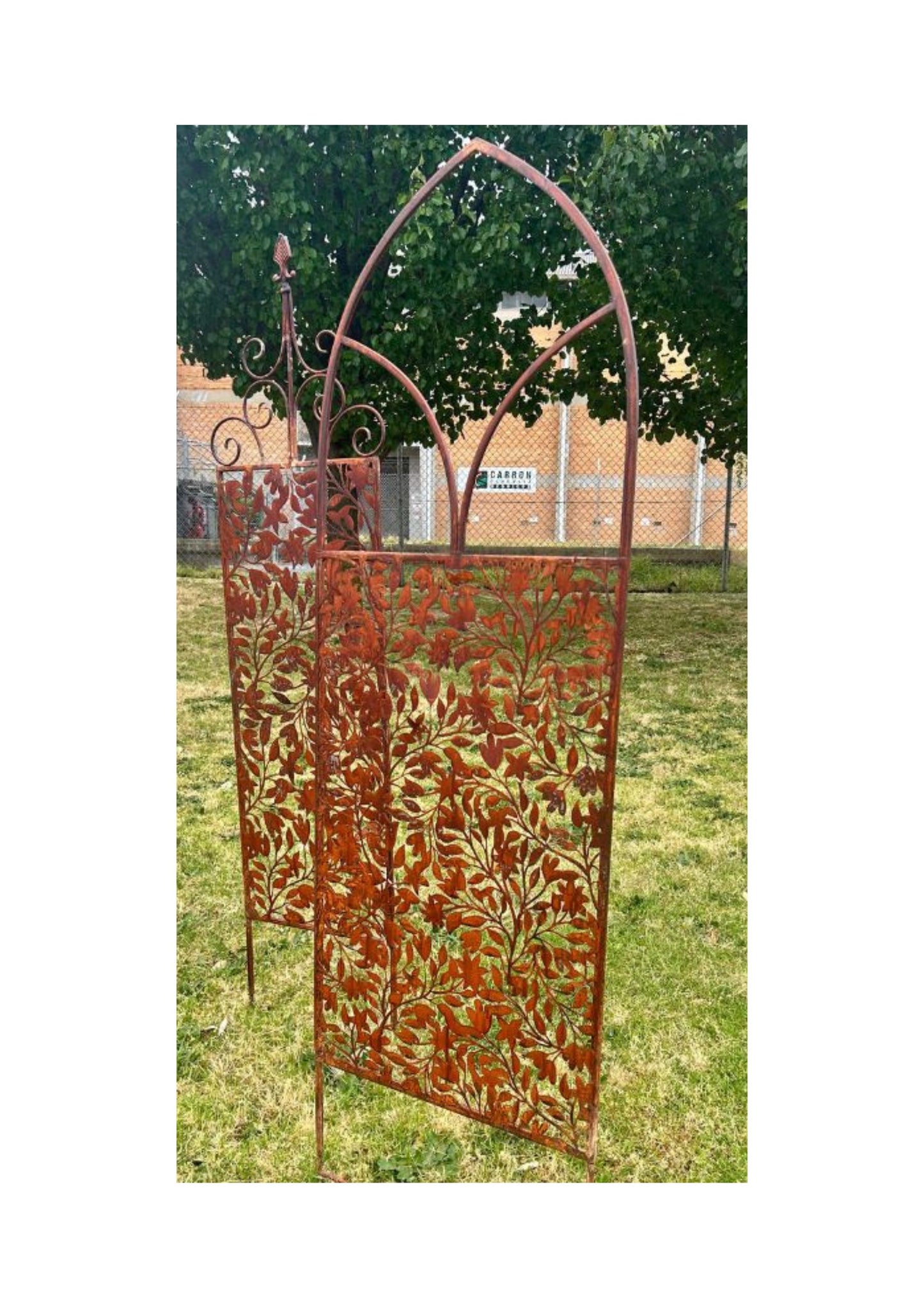 Rust Screen/Wall Art w/Arch + Removable Stakes 51.5×1.2x162cm