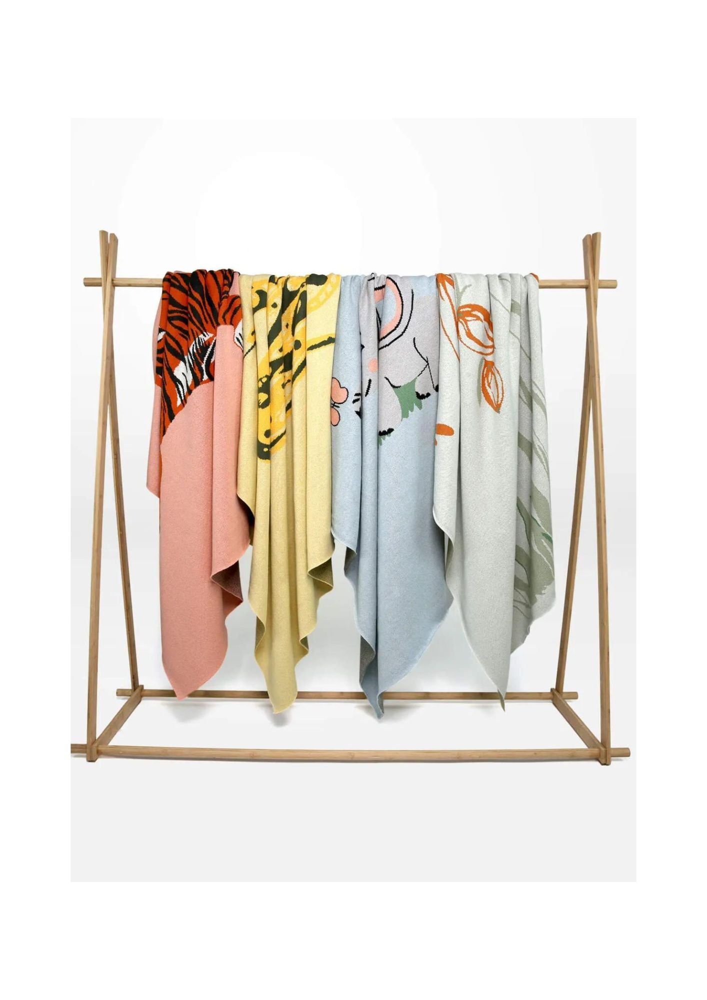Kids Throw - Tiger - Peach